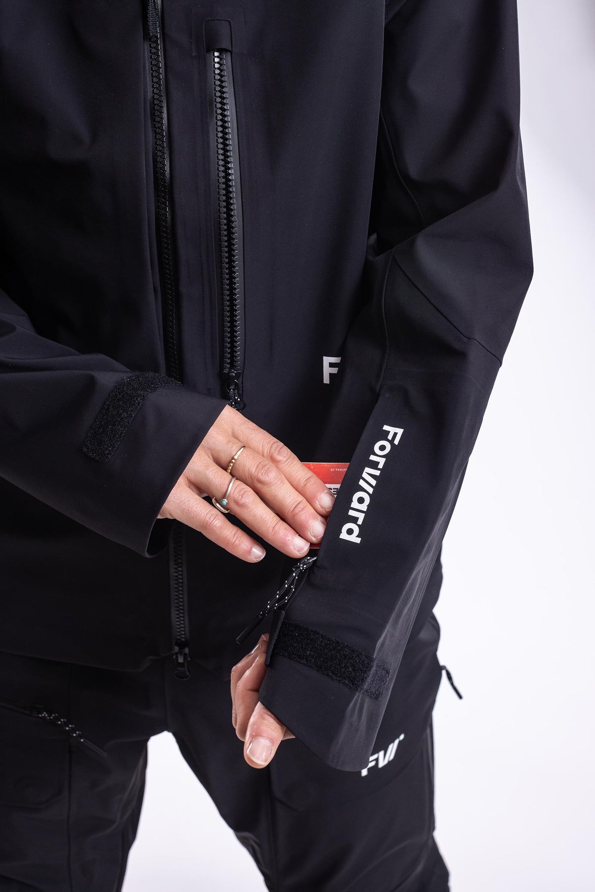 FW002-MTJW-W26-BLK_1758