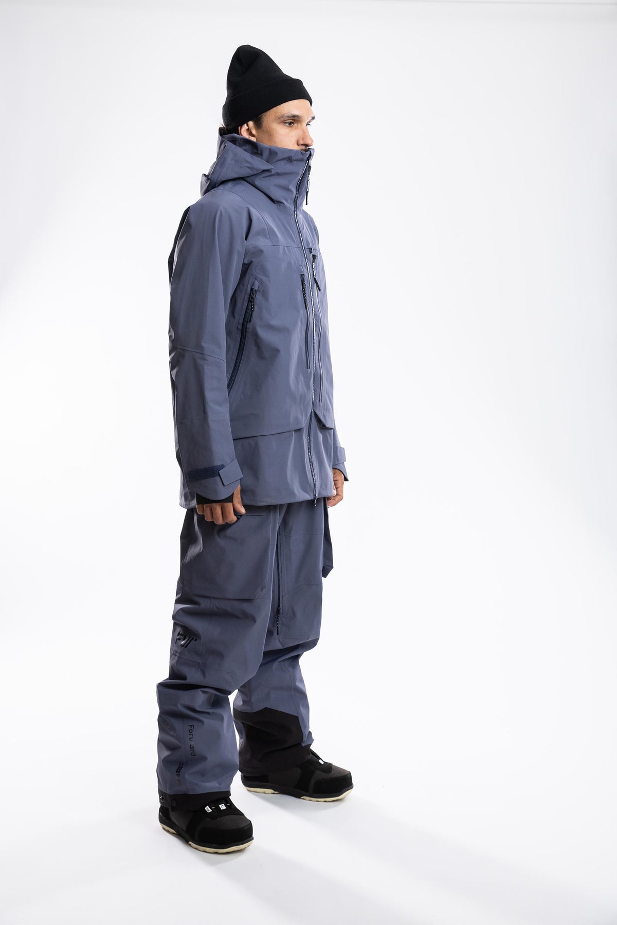FW003-MFSJ-W26-BLU_7599 side