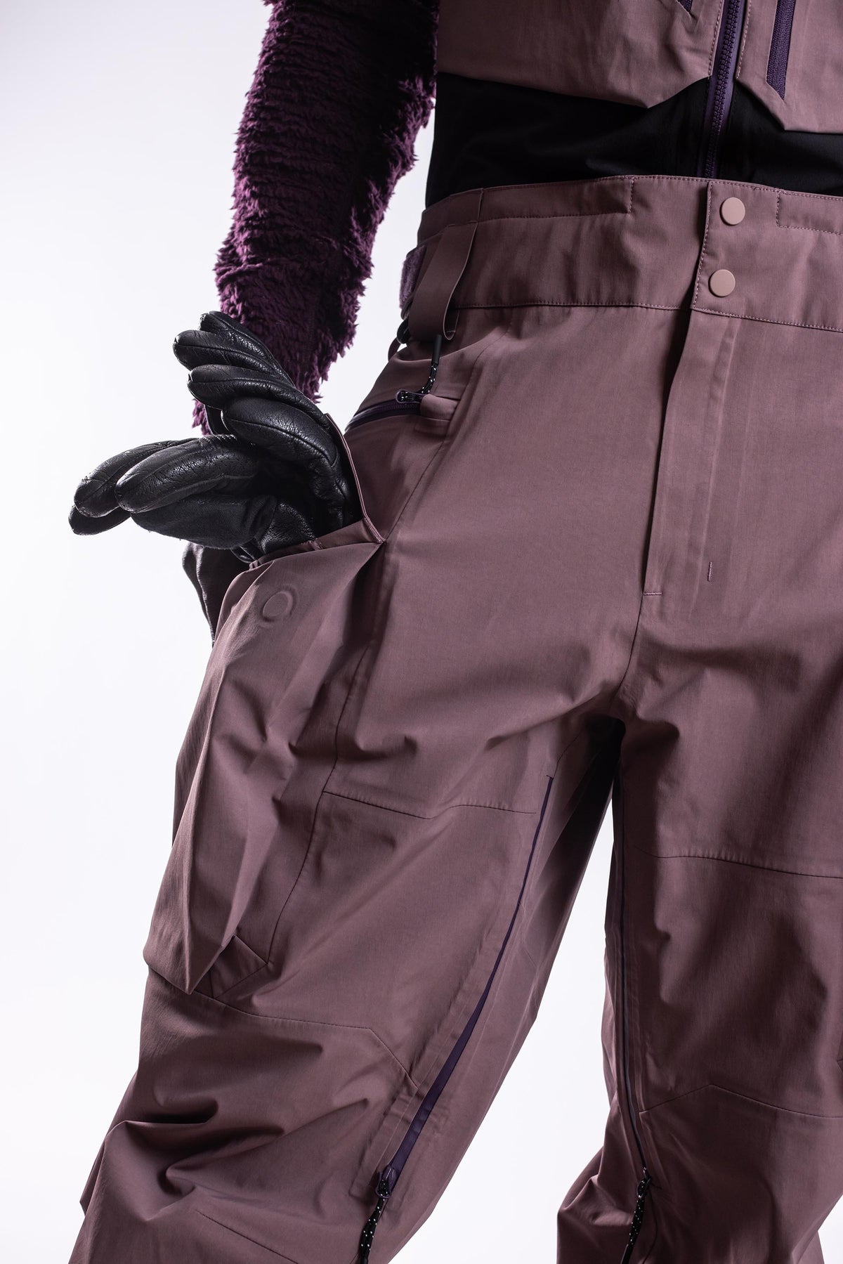 FW004-MFSB-W26-DSK_0300