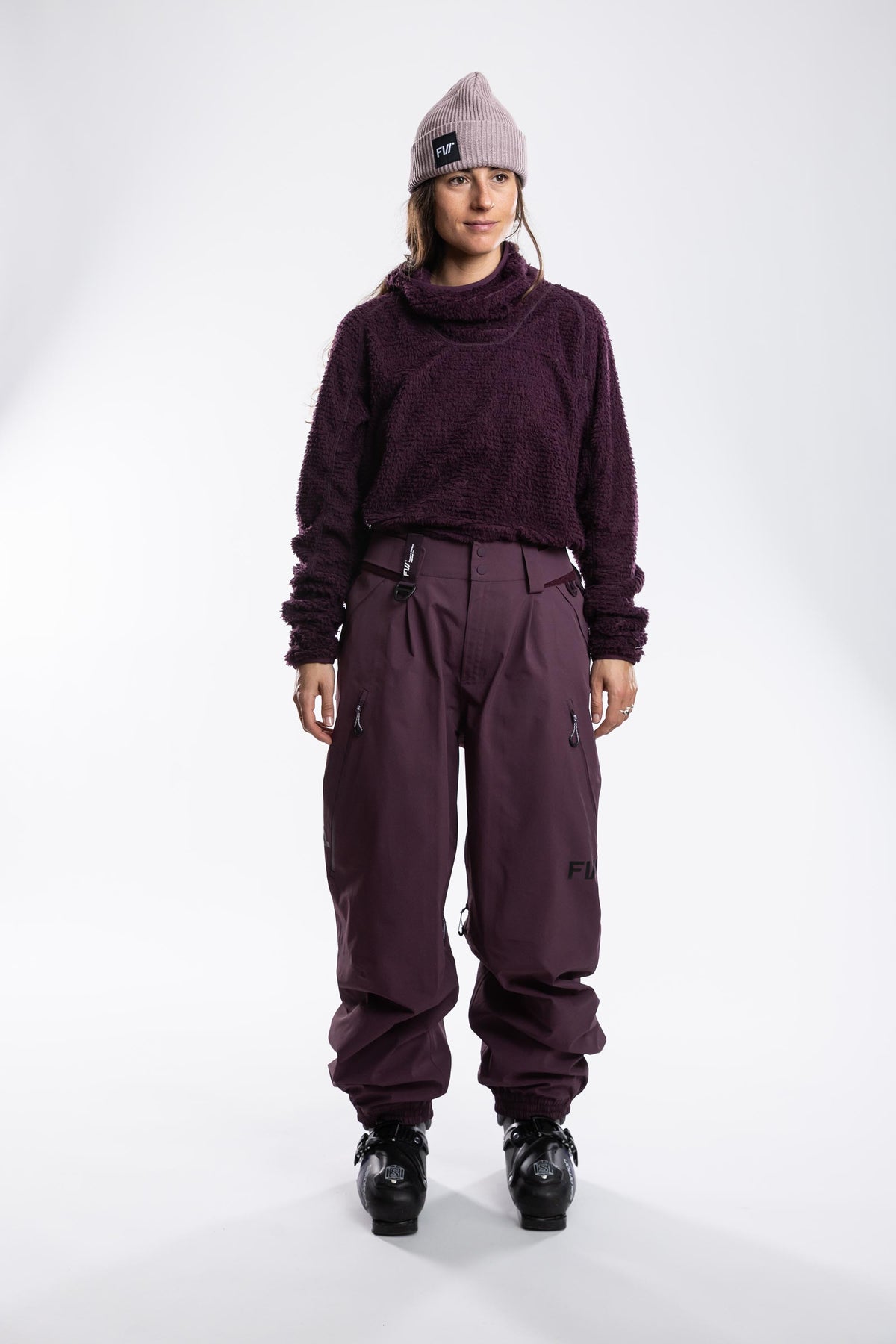 FW009-CSPU-W26-VLT_7989 front