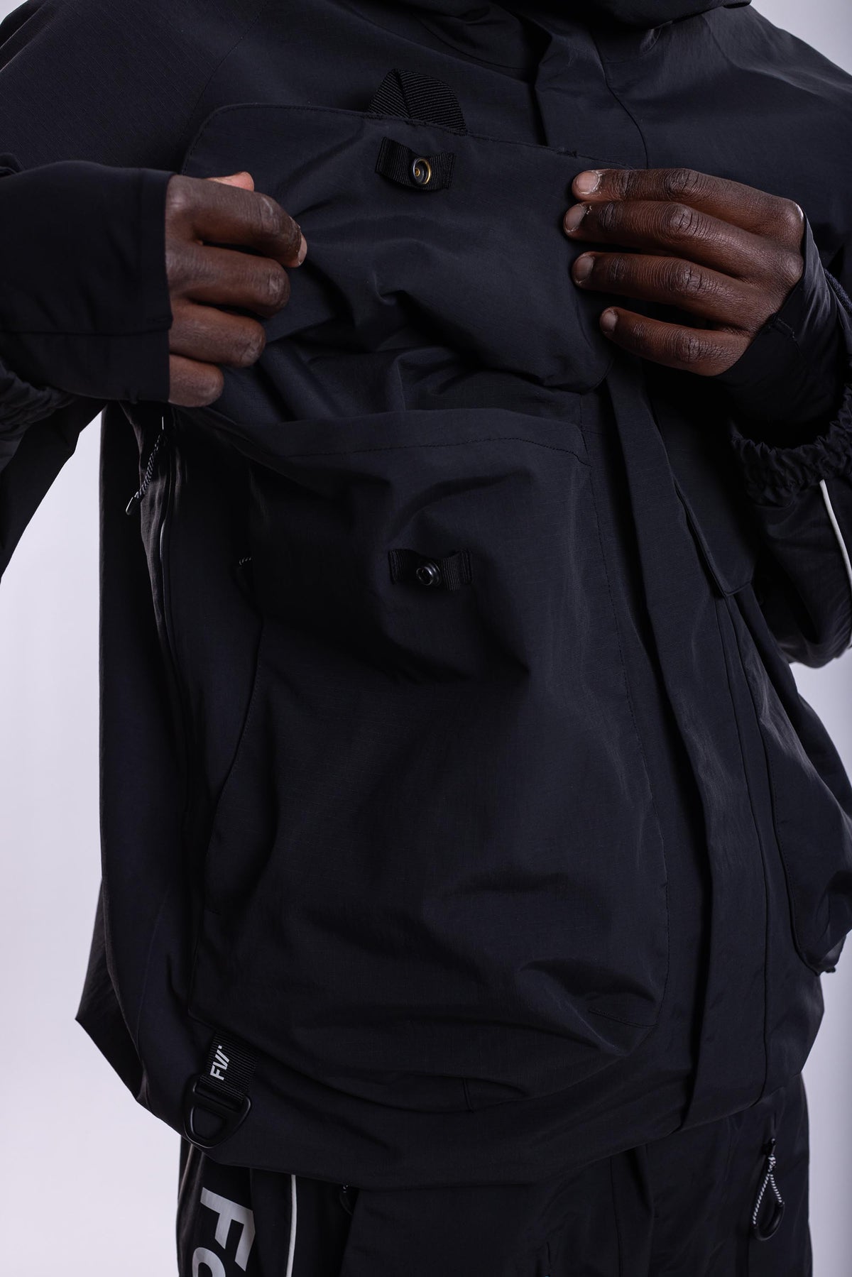 FW012-CJJU-W26-BLK_1190