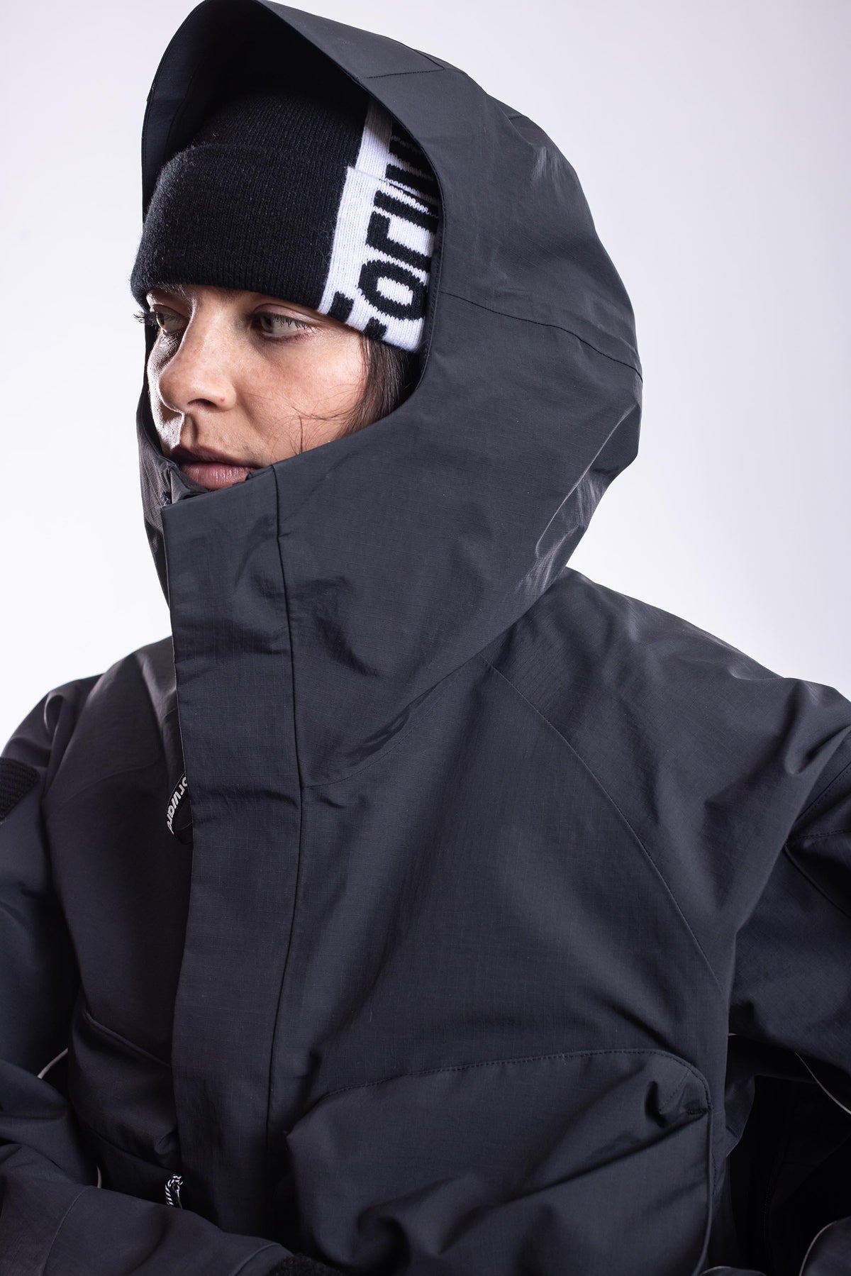FW012-CJJU-W26-BLK_1478