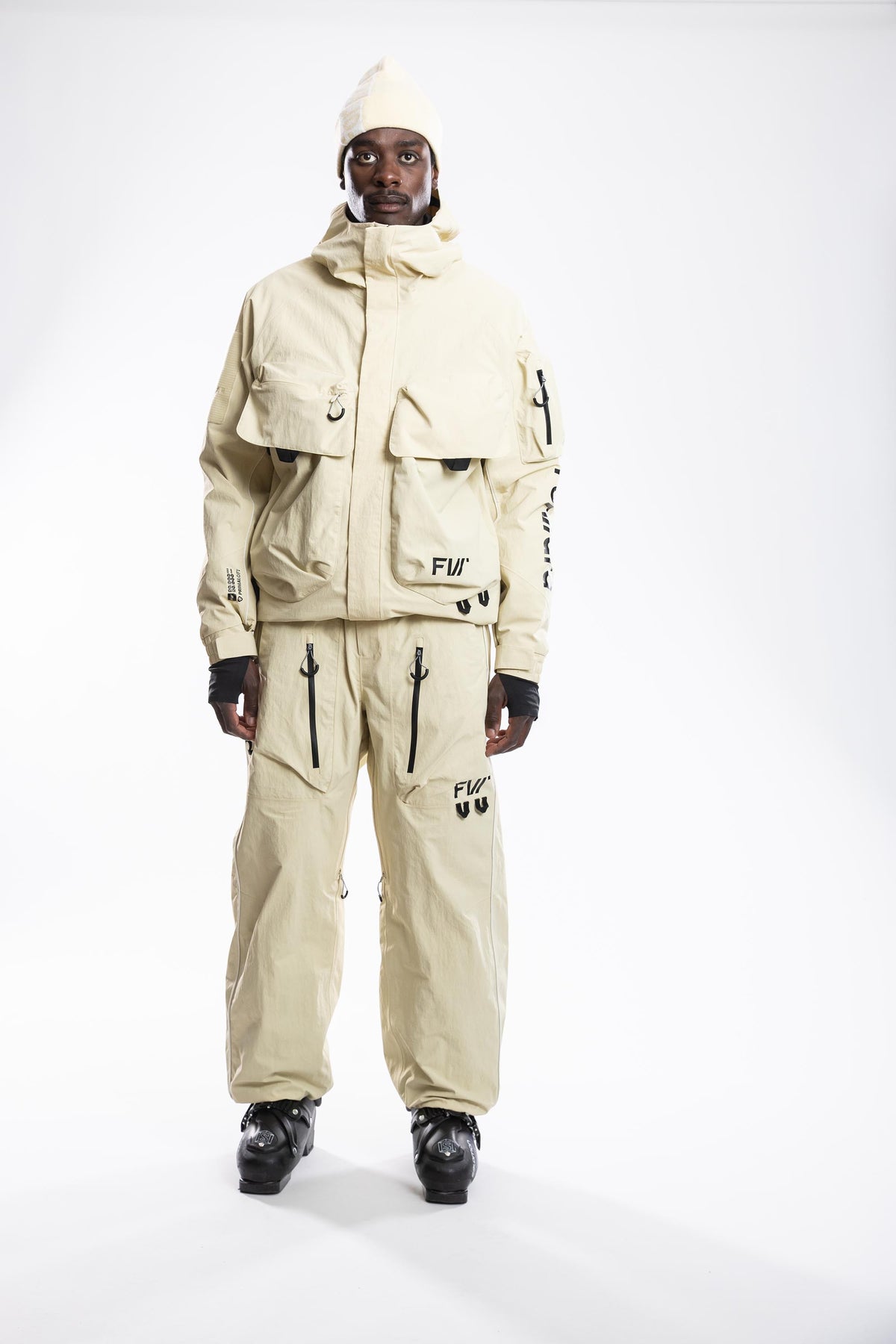 Catalyst Jogger Jacket - Contact Gold