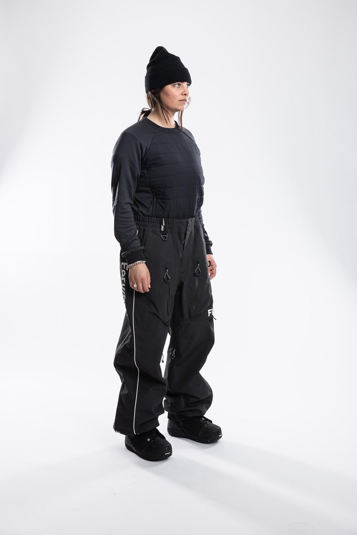 FW013-CJPU-W26-BLK_8035 side