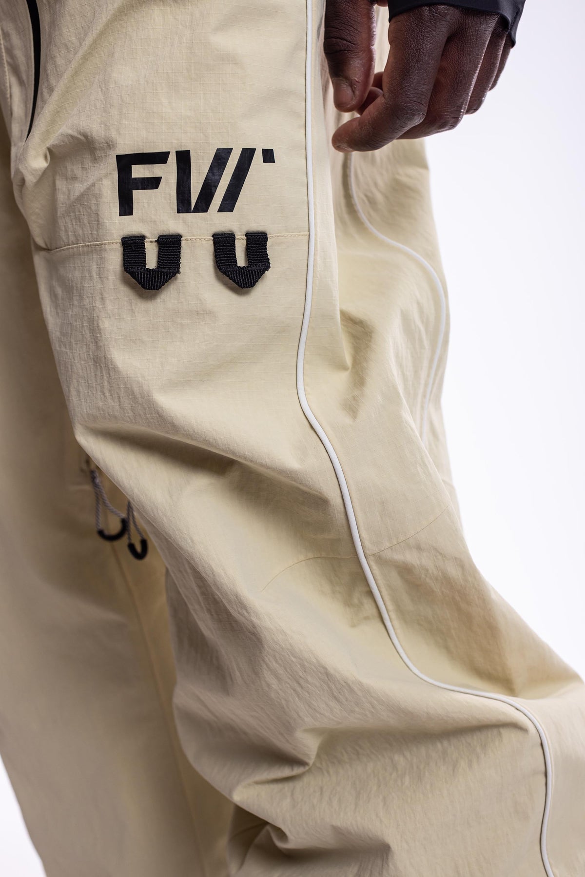 FW013-CJPU-W26-GLD_0916