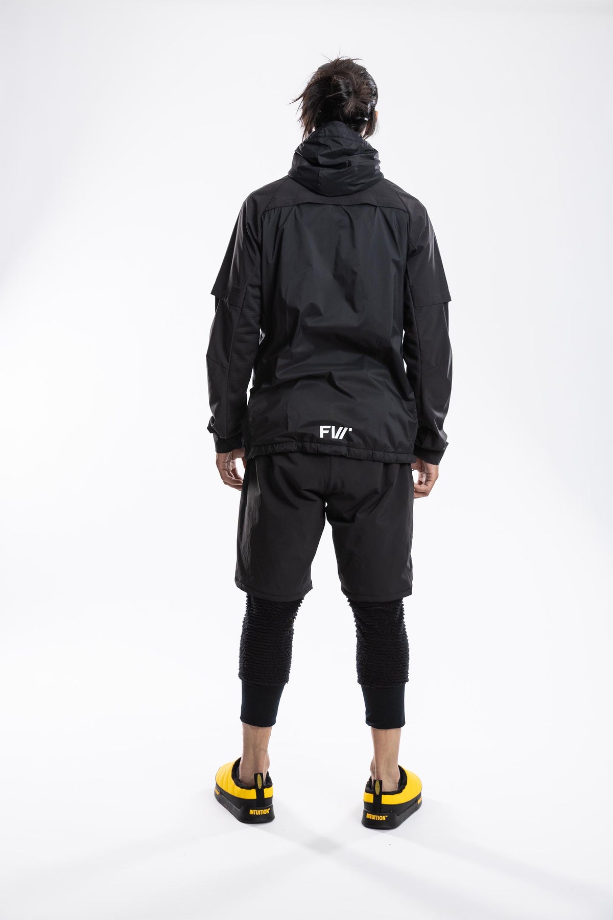 FW014-MHHU-W26-BLK_7665 back
