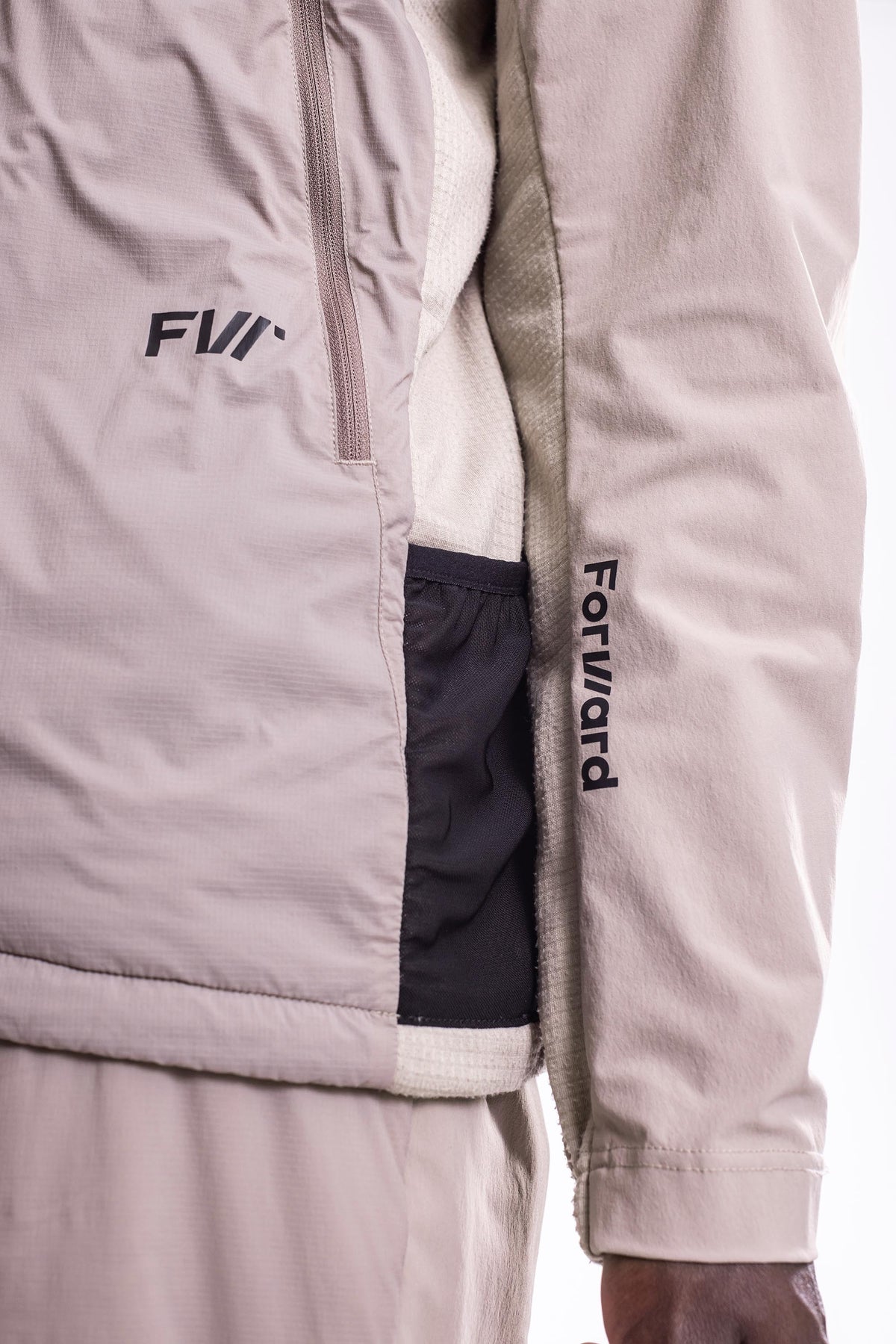 FW014-MHHU-W26-TRA_0613