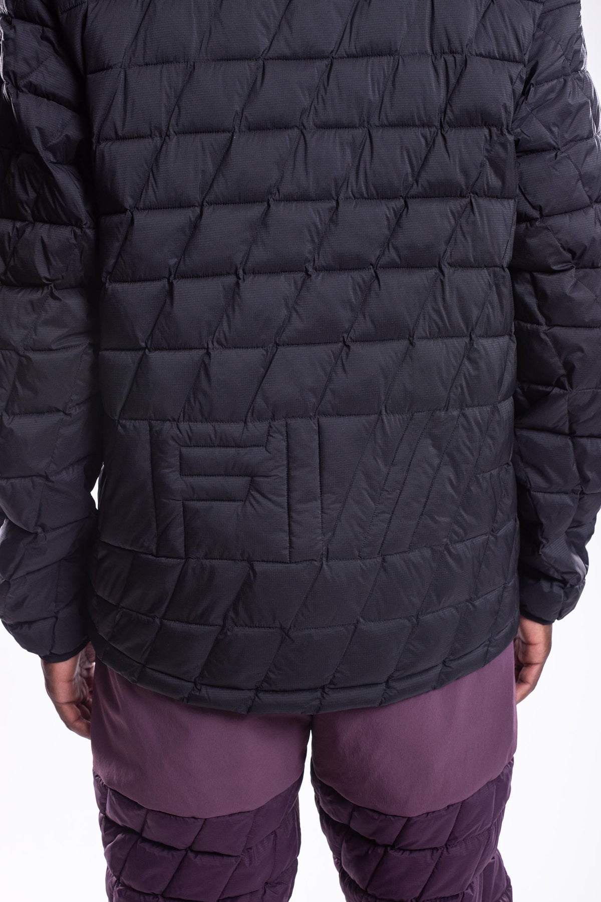 FW016-CPHU-W26-BLK_0990