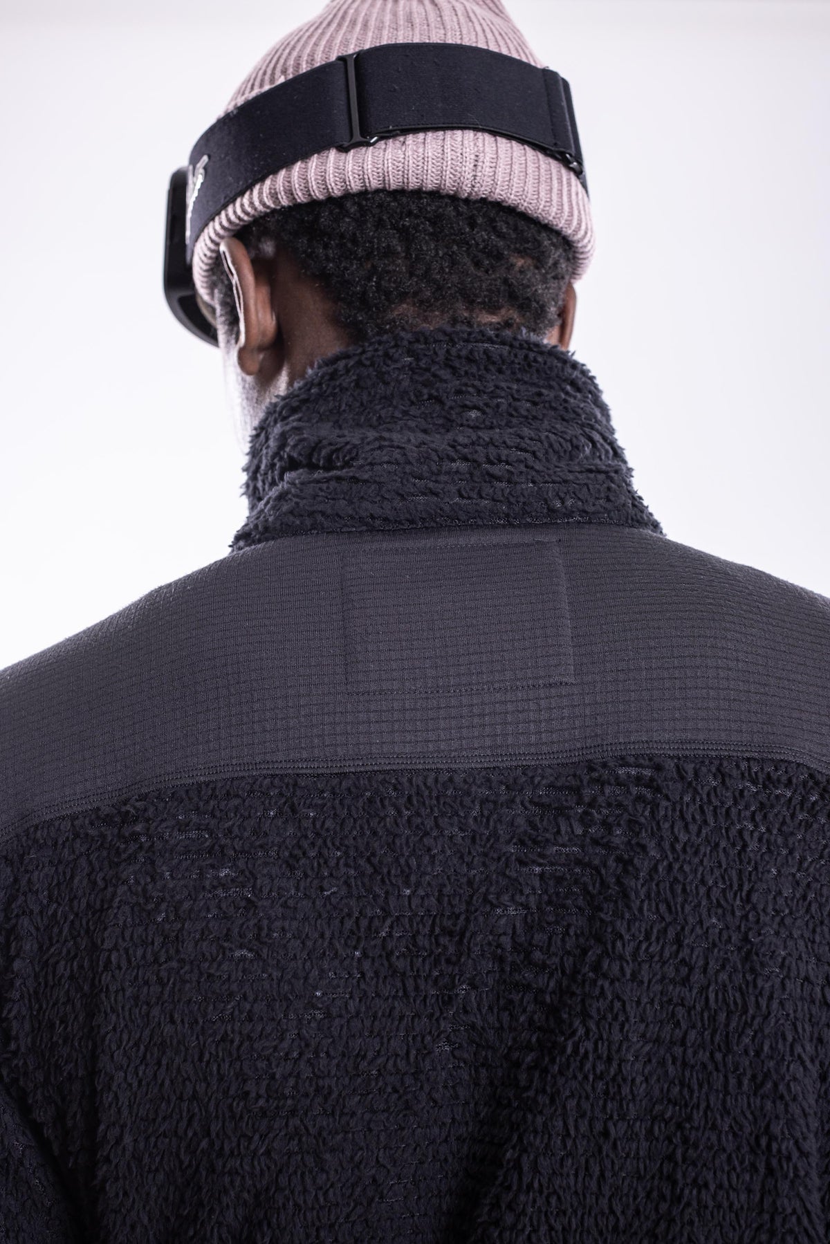 FW018-MFJU-W26-BLK_0410