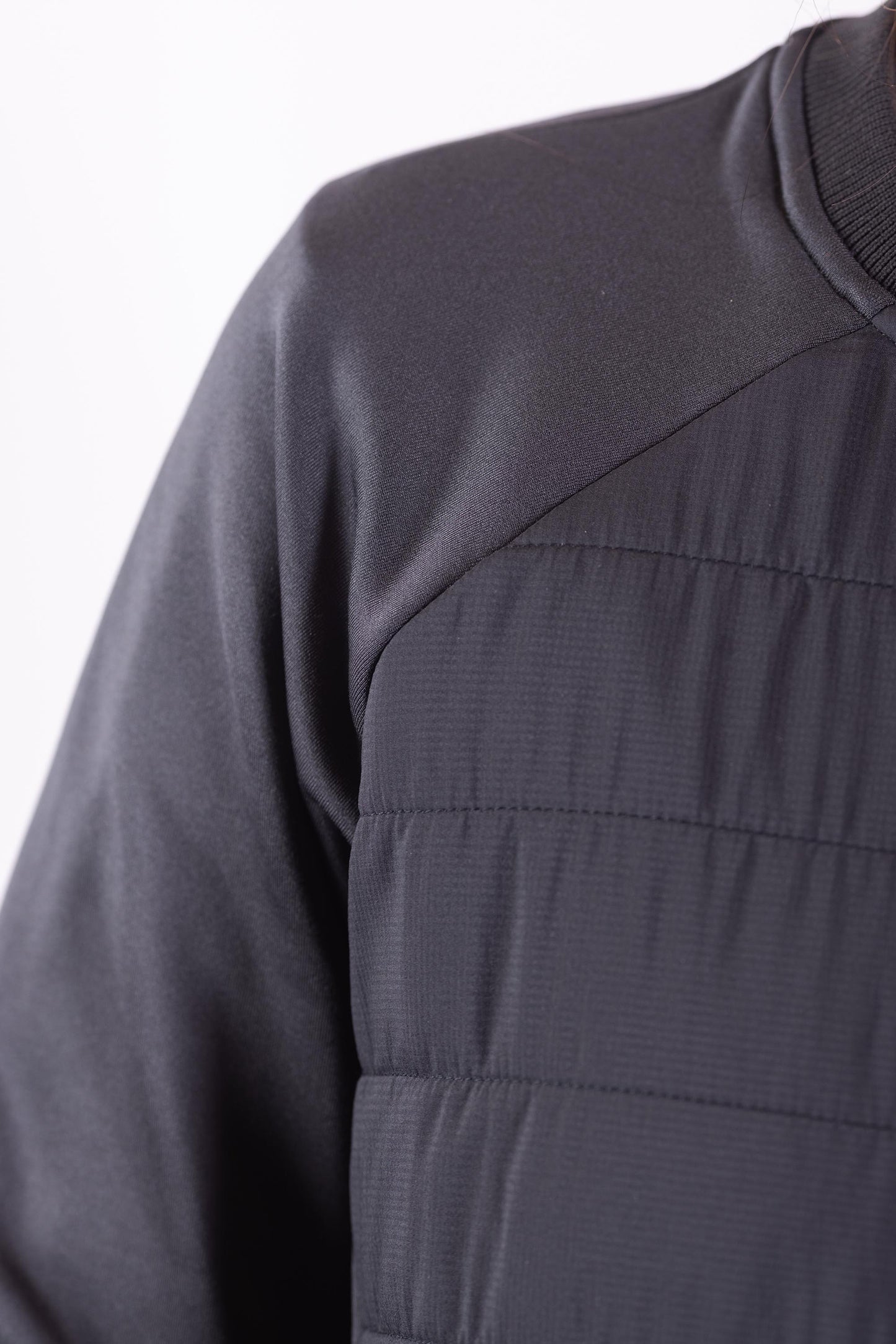 Women's Manifest Crew Neck - Slate Black
