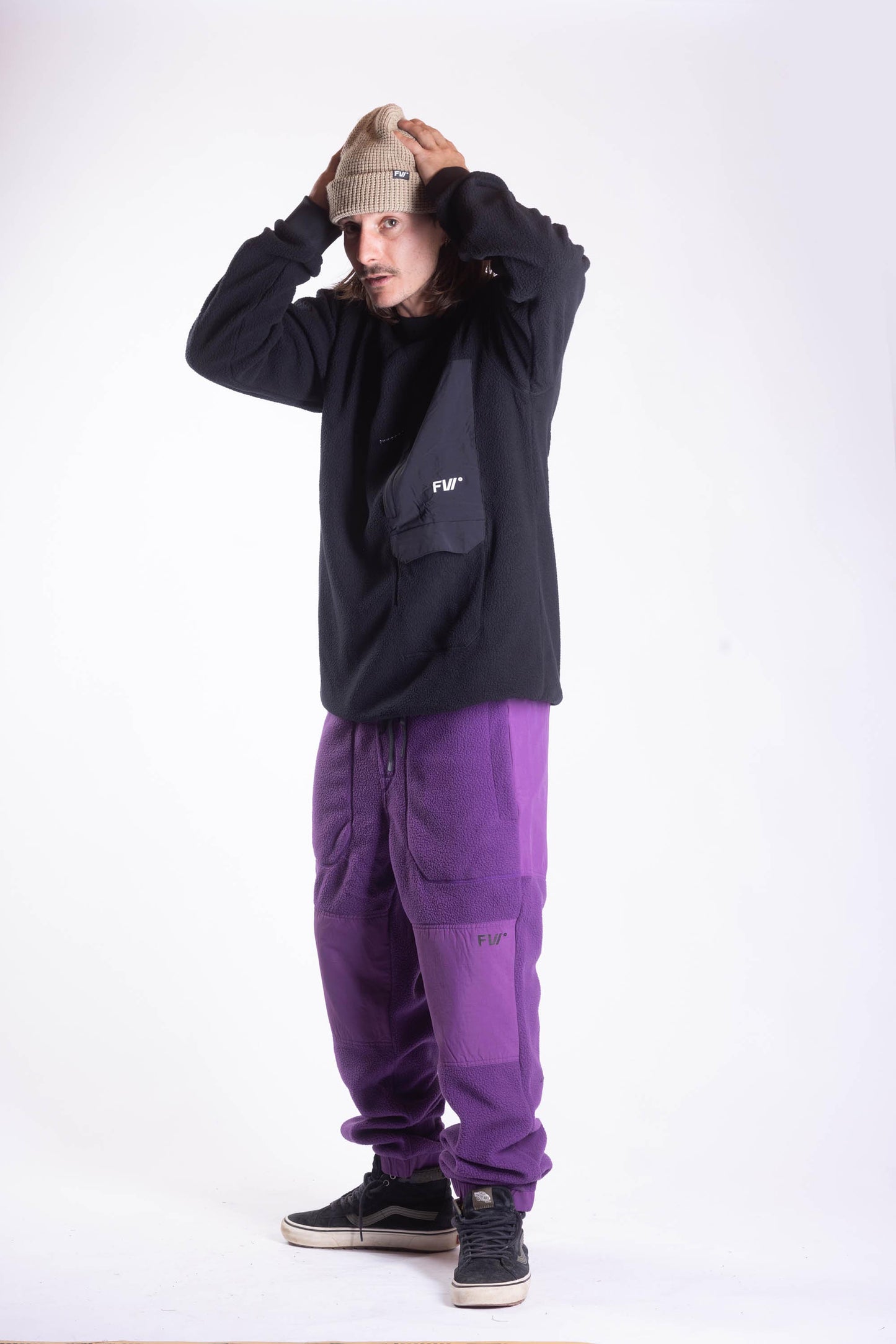 Root Sherpa Crew - Slate Black